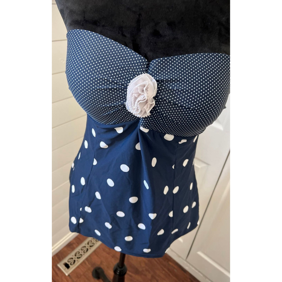 Navy Blue Polka Dot Swimsuit Size 20 - Picture 2 of 9